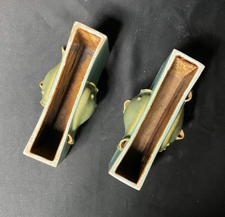 Louis DELACHENAL - Manufacture Nationale de Sèvres - Paire de centres de table…