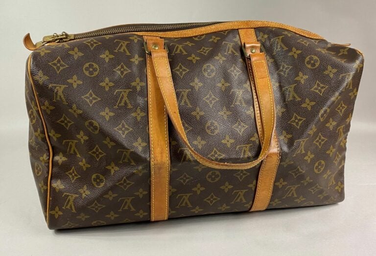Louis VUITTON - Sac de voyage souple 45 en toile monogram, vintage - Numéro de…