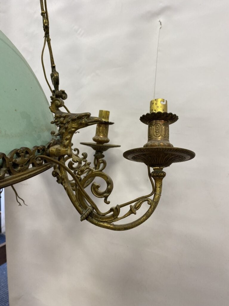 Lustre en bronze doré, laiton et opaline bleu - (usures, en l'état) - Hauteur e…