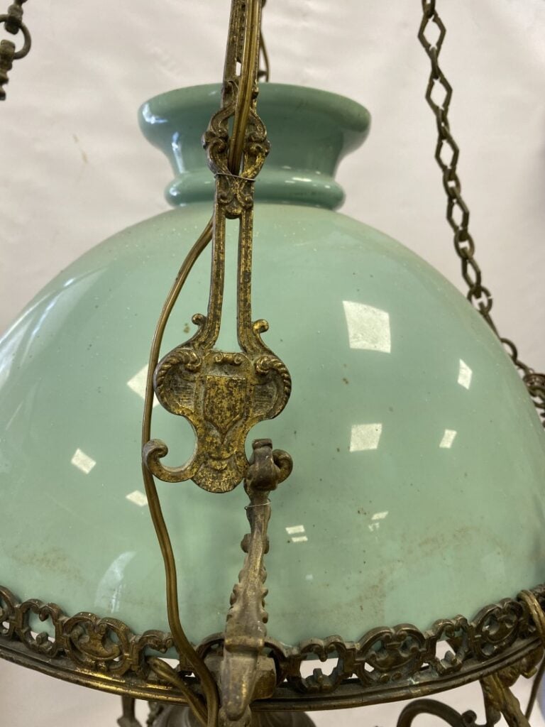 Lustre en bronze doré, laiton et opaline bleu - (usures, en l'état) - Hauteur e…