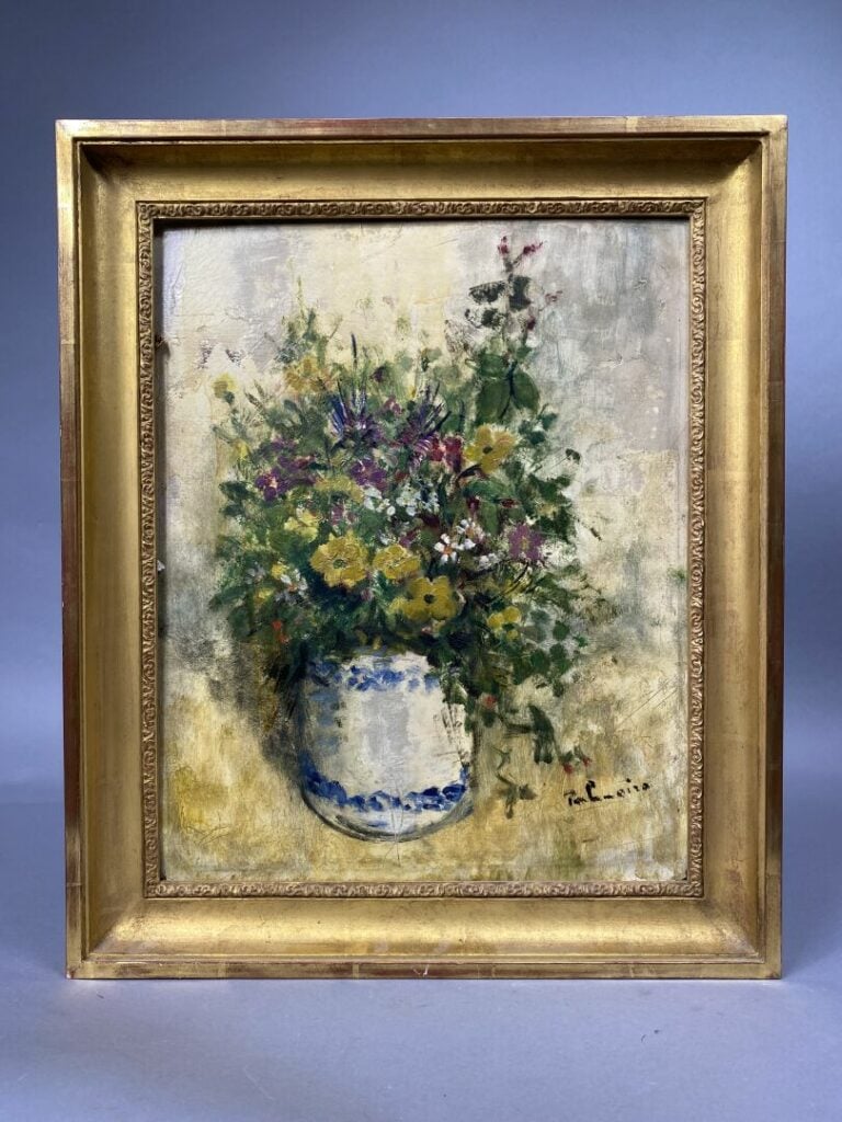 Mannette de pièces encadrées comprenant un portrait de femme, un bouquet de fle…