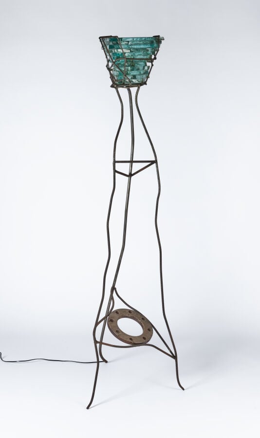 Marco de GUELTZ (1958-1992) - Lampadaire à piétement composé de tiges de métal…