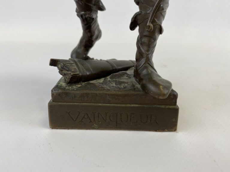 MARIOTON - Le Vainqueur - Bronze - H: ?