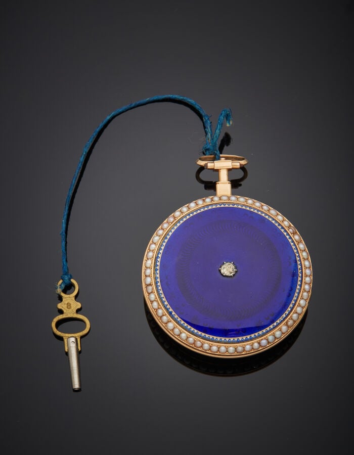 MATTHEY & Cie - MONTRE de POCHE en or jaune (750‰) ciselé, orné de demi-perles…