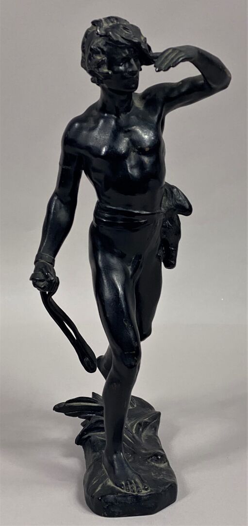 Maurice BOUVAL (1863-1916) - Le chasseur d'oiseaux - Sculpture en bronze à pati…