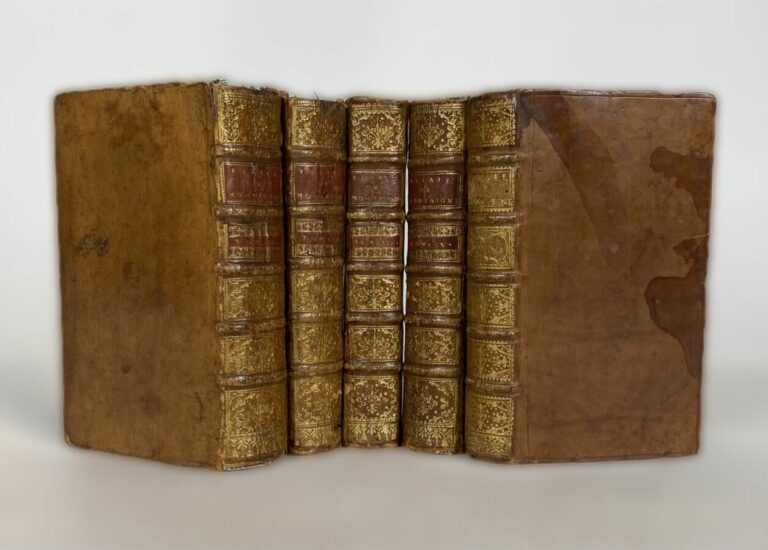 Montaigne - Essais - La Haye, Gosse, 1727 - 5 vol in-12 pl veau