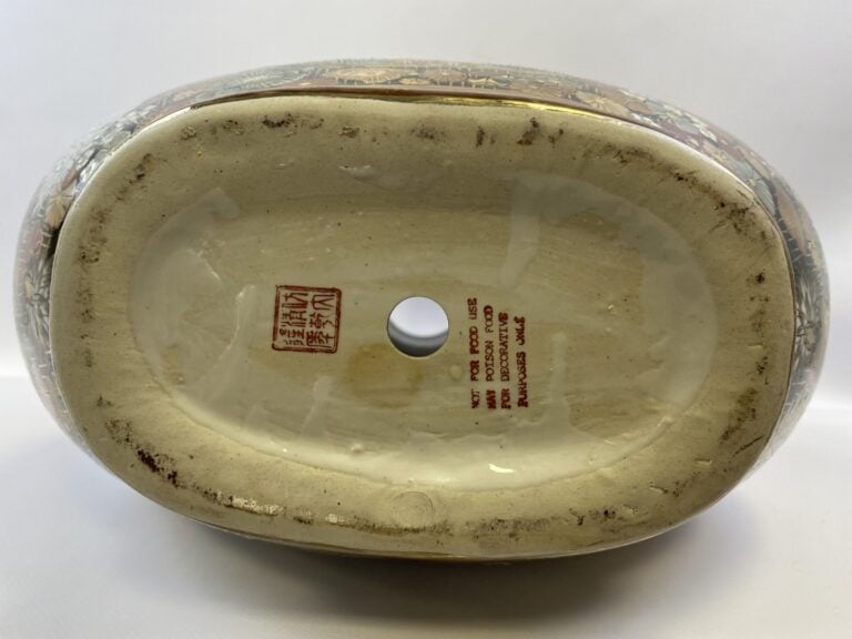 MONUMENTAL VASE GOURDE EN PORCELAINE EMAILLEE DANS LE GOUT JAPONAIS - Chine, mo…