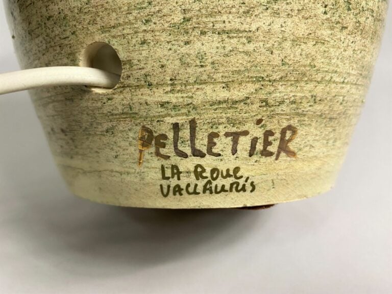 PELLETIER à VALLAURIS - Pied de lampe en céramique dans les tons verts à décor…