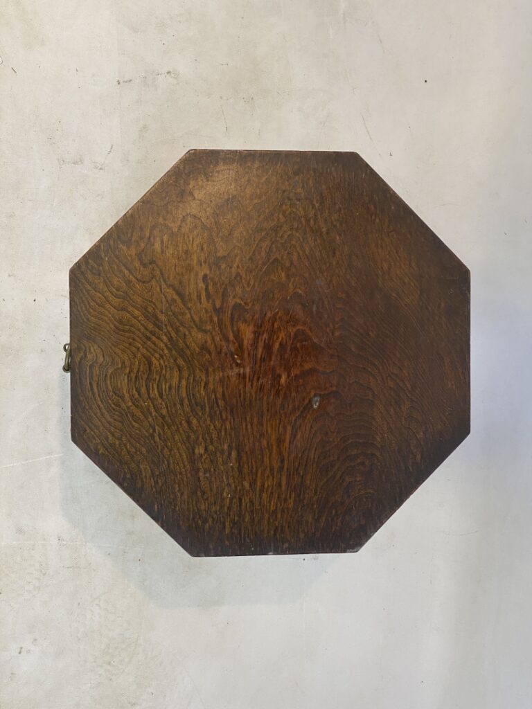 Petit coffre octogonal en bois et charnières en métal - Chine ou Vietnam - H: 4…
