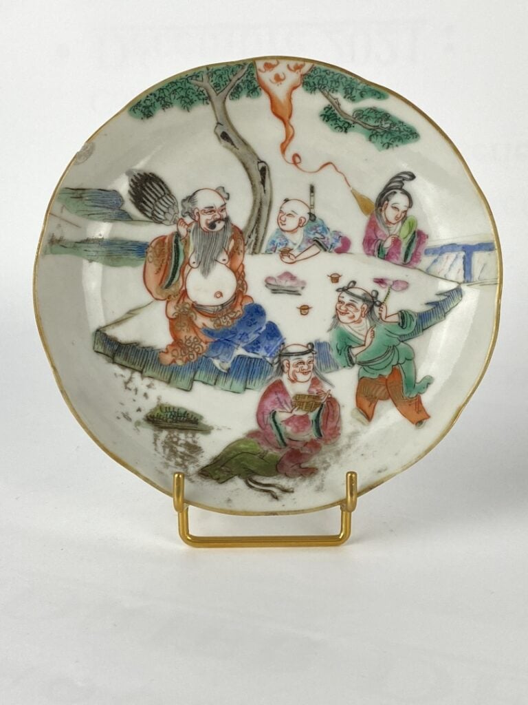 Petite coupe en porcelaine émaillée dans le goût de la "Famille Rose" - Chine,…