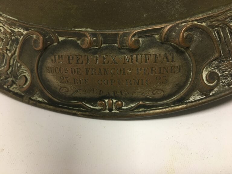PETTEX-MUFFAT. - Cor de chasse, frise autour du pavillon (bosses et déformation…