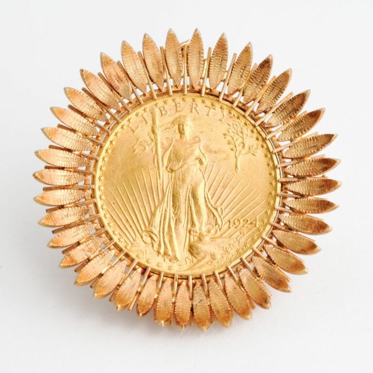 Pièce de 20 dollars or Liberty 1924 montée en pendentif, et pouvant former broc…