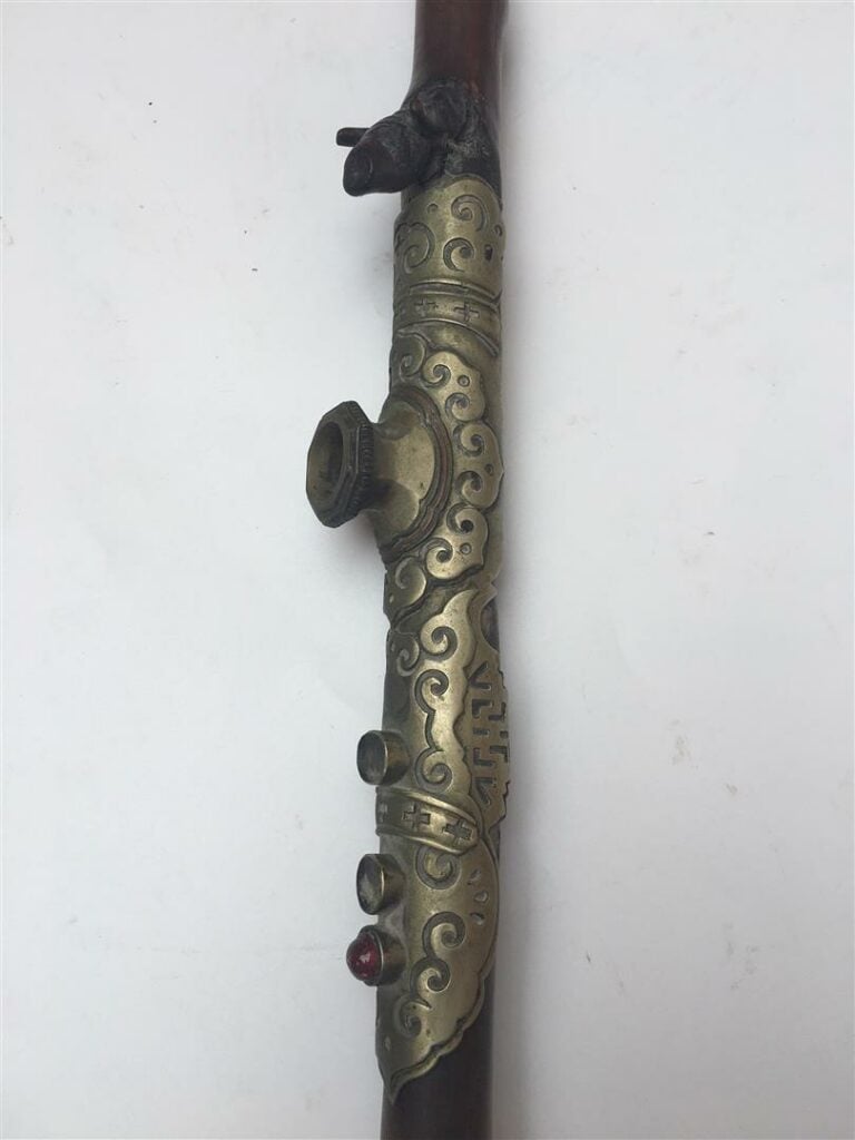 [-] PIPE A OPIUM EN BAMBOU ET A EMBOUTS A L'IMITATION DU JADE JADEITE - Vietnam…