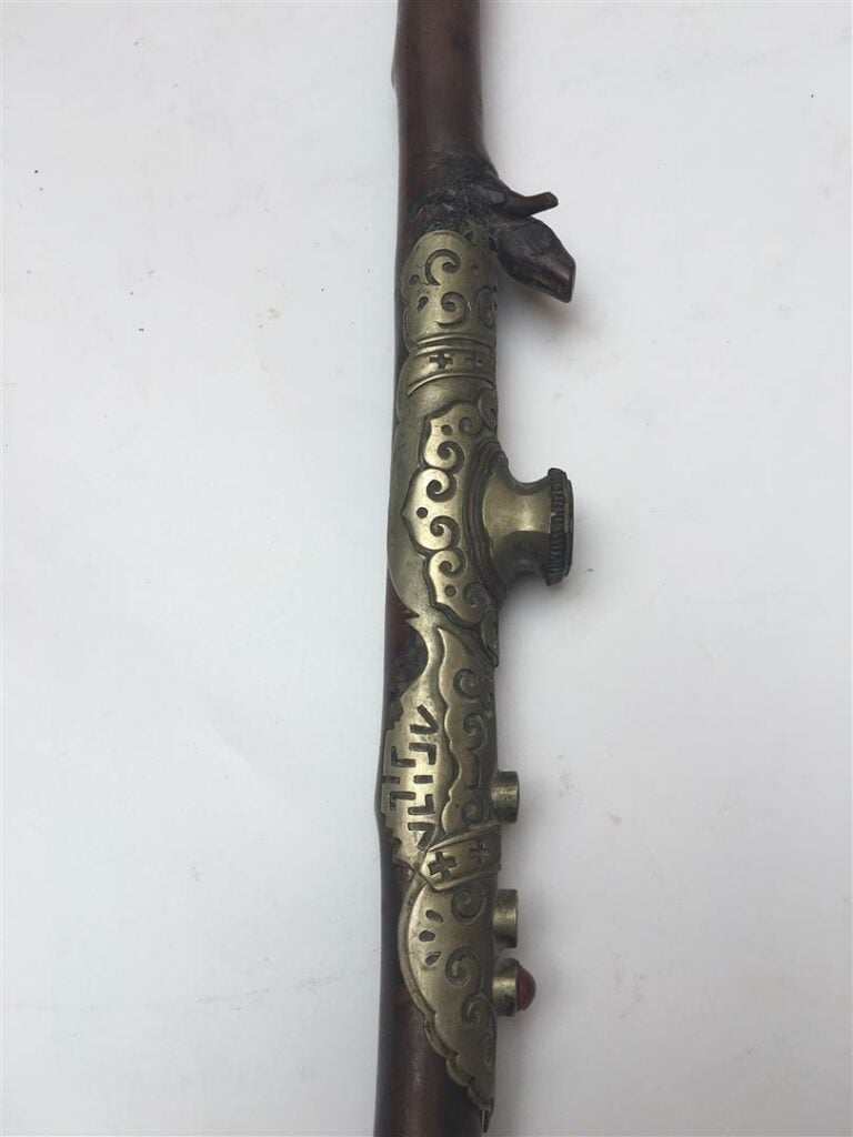 [-] PIPE A OPIUM EN BAMBOU ET A EMBOUTS A L'IMITATION DU JADE JADEITE - Vietnam…