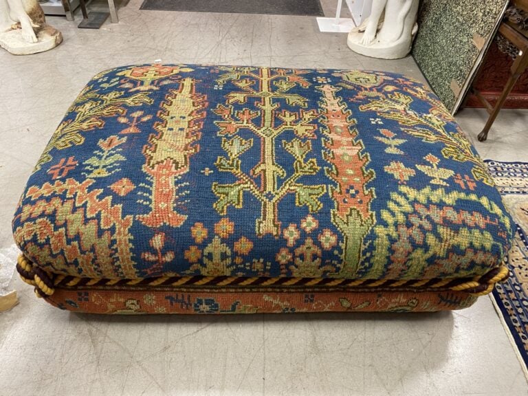 Pouf ottoman en tissu - 50 x 87 x 137 - (en l'état)