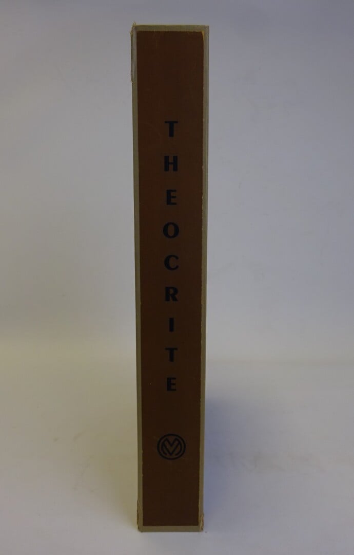 REGROUPE LOT 28 THEOCRITE. - Les Idylles. Mises en Français par André Berry et…