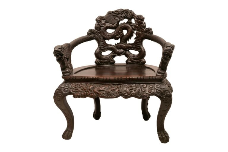 SALON EN BOIS INDIGENE - Vietnam / Indochine, XXe siècle - En bois indigène à r…