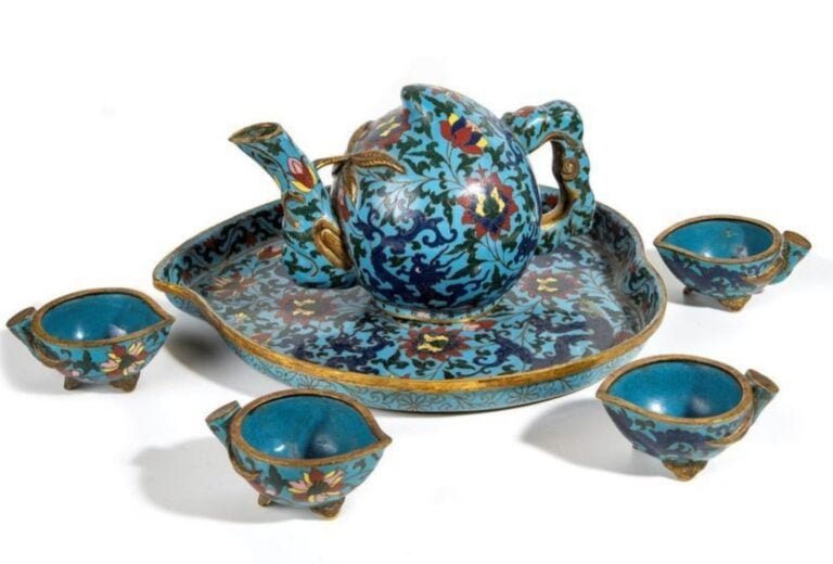 SERVICE A ALCOOL DE RIZ / HUANGJIU EN EMAUX CLOISONNES SUR BRONZE - Chine, Prem…