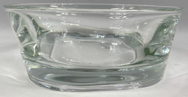 SEVRES - Coupe en cristal - Marque sous la base - Diam: 24 cm - REGROUPE LOT 26…