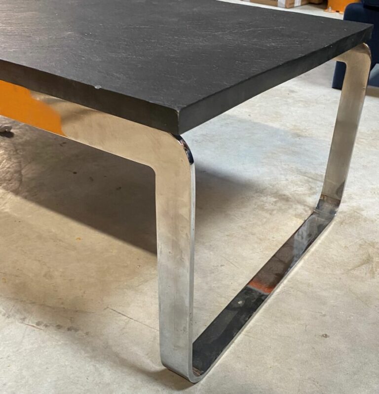 Table basse dessus ardoise pieds métal chromé - H35 cm - Larg 51 - Long 139 cm…