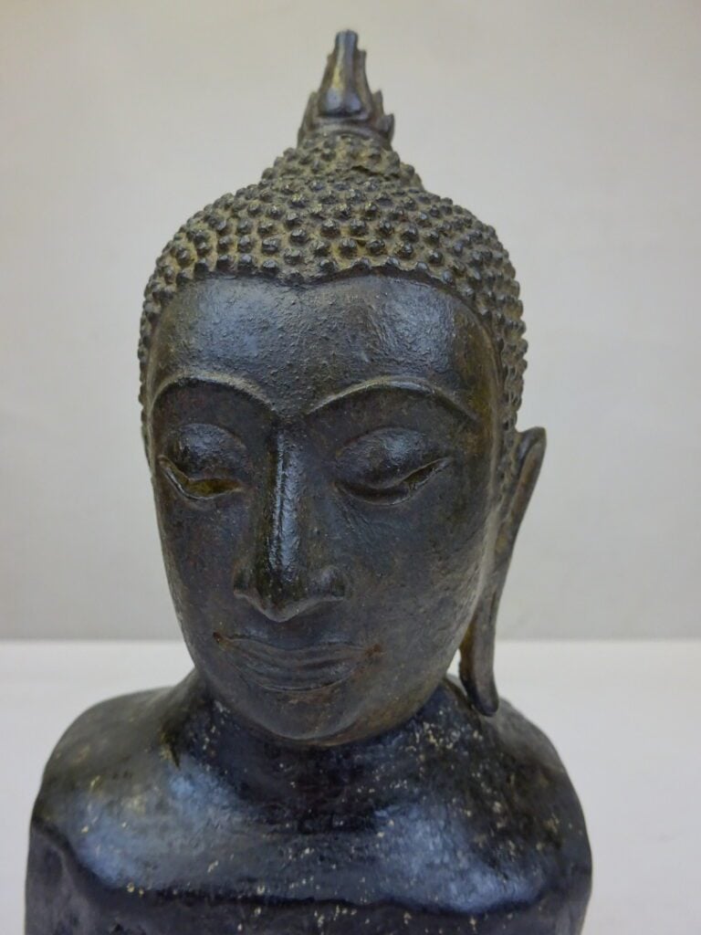 TETE DE BOUDDHA EN BRONZE - Thaïlande, XVIIe siècle - Tête de bouddha en bronze…