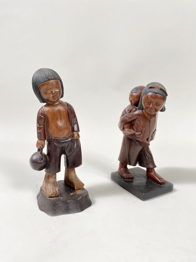 THANH LEY, VIETNAM - XXE SIECLE - Paire de deux personnages en bois sculpté , l…