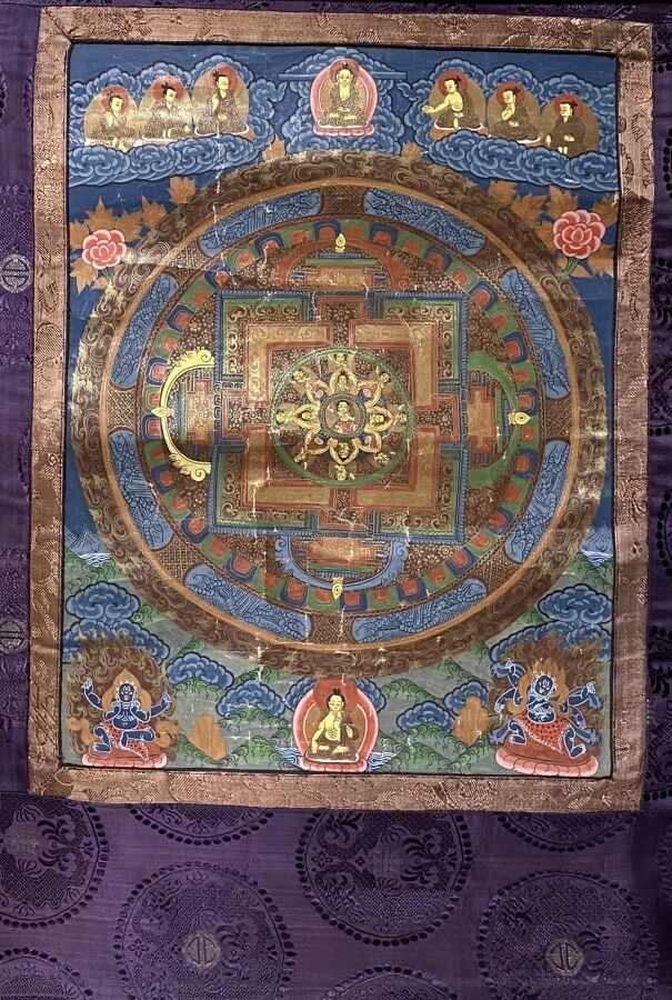 TIBET - Thangka en couleurs sur papier représentant des divinités tibétaines da…