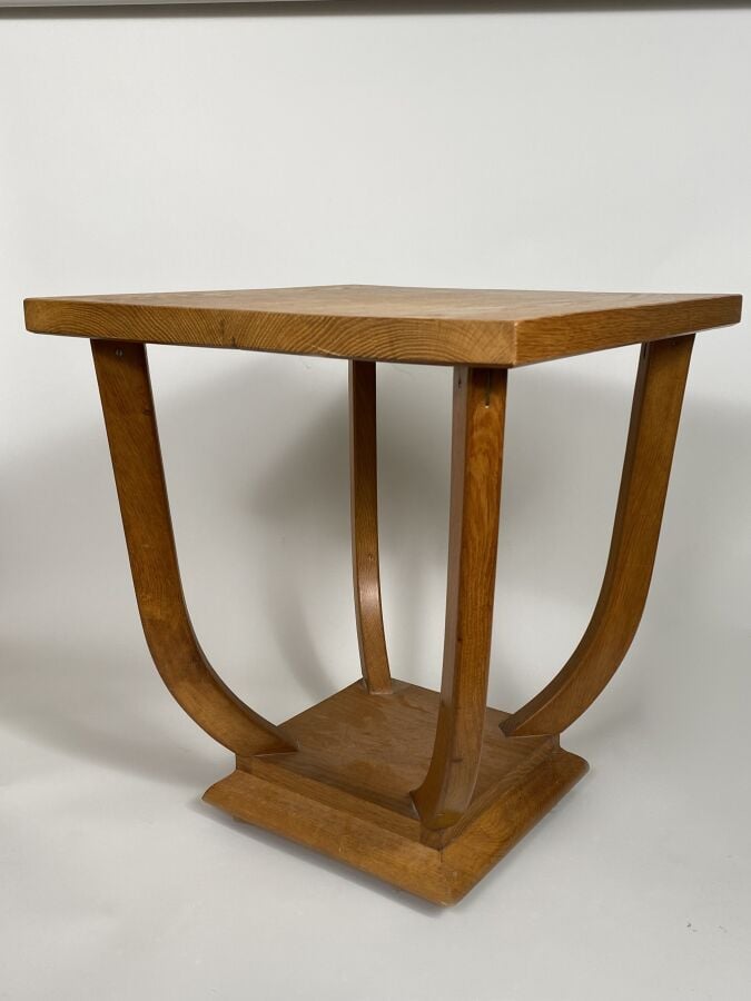 Travail français 1950 - Paire de fauteuils à manchettes en bois naturel, recouv…
