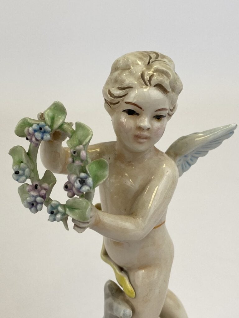 TRIEBNER ENS et ECKERT VOLKSTEDT - Ensemble de deux sujets en porcelaine emaill…