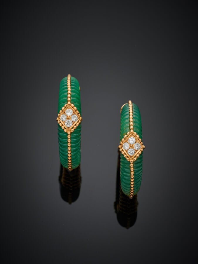 VAN CLEEF & ARPELS - Paire de CLIPS d'OREILLES "créoles" en or jaune (750‰) god…