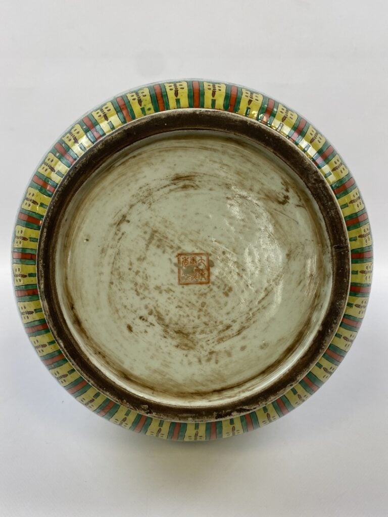 VASE 'BAILUZUN' EN CERAMIQUE DANS LE STYLE DE LA FAMILLE VERTE - Chine - Large…