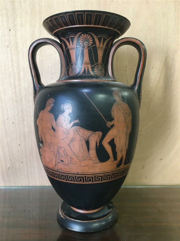 Vase cratère en terre cuite, à l'imitation de la céramique grecque à figures ro…