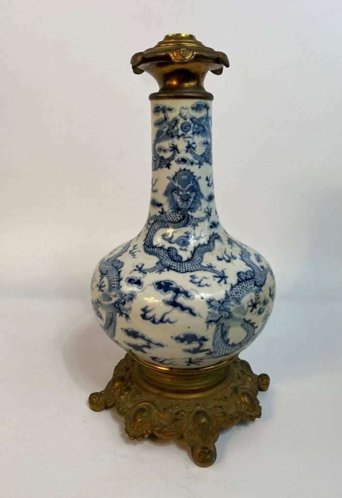 VASE EN CERAMIQUE BLEU BLANC EN FORME DE SPHERE CELESTE, TIANQIUPING, AUX DRAGO…