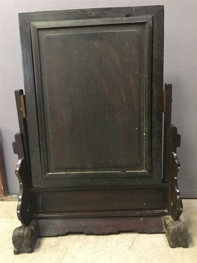 [VENDU VENTE 18 DEC 20 PARIS] [X] PSYCHE DE TABLE EN BOIS BURGAUTE ET NACRE - T…