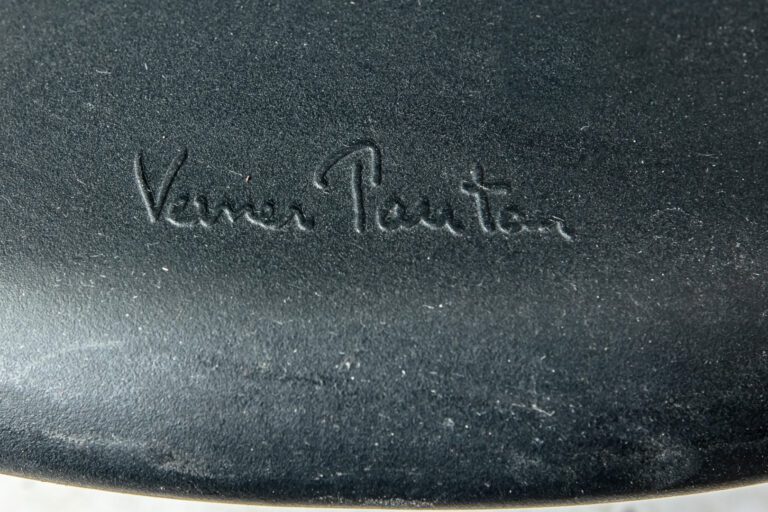 Verner PANTON (1926-1998) pour VITRA. - Suite de neuf chaises en polypropylène…
