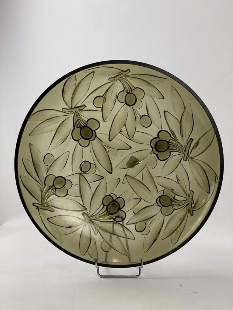 VERNOX Paris - Coupe en verre moulé pressé fumé à motif de branches de cerisier…