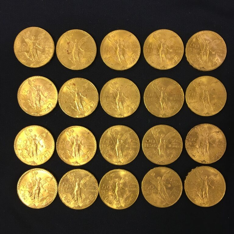 Vingt pièces de 50 pesos or (dix-huit pièces de 1947, une pièce de 1946, une pi…