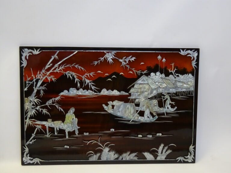 [X] ENSEMBLE DE DEUX [2] PANNEAUX EN BOIS NORCI AVEC INCRUSTATIONS DE NACRE - V…