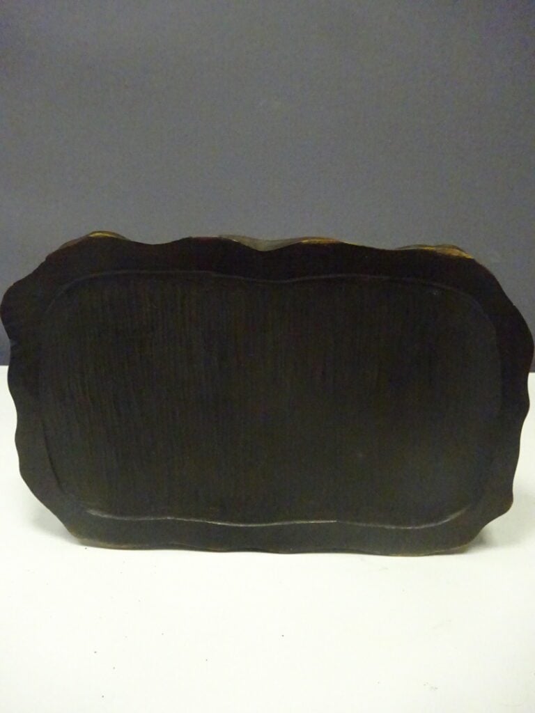[X] [-] SUJET EN BOIS, IVOIRE ET SERPENTINE (?) - Japon, - Sujet représentant u…