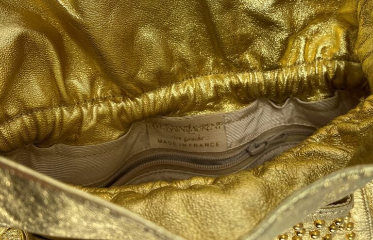 Yves SAINT LAURENT Rive gauche - Sac de forme bourse en cuir d'agneau doré, poc…