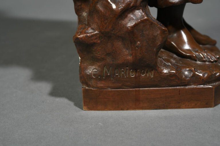 Claudius MARIOTON (1844-1919) - Jeune fille au tambourin - Epreuve en bronze à…