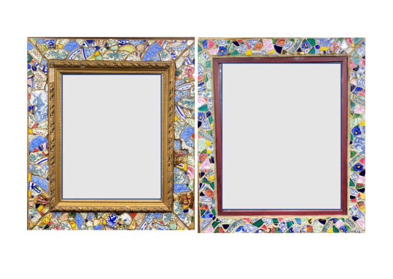 Deux miroirs de forme rectangulaire, l'encadrement orné de morceaux de céramiqu…