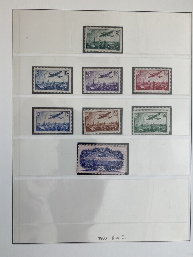 France - Une collection de France de 1938 à 1945, plus poste aérienne dont n°1…
