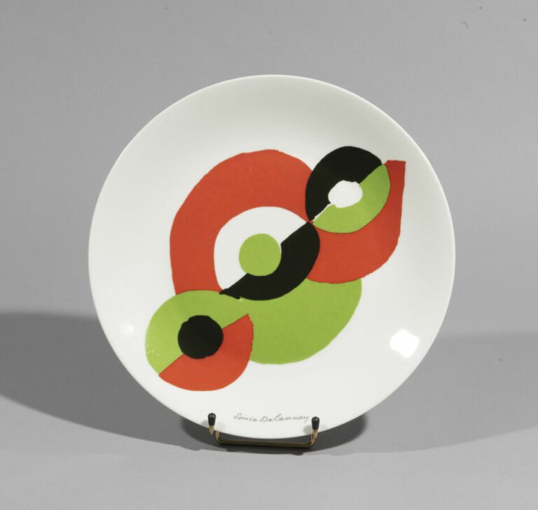 Sonia DELAUNAY (1885-1979) - Eclipse, c. 1983 - Assiette en porcelaine de Limog…