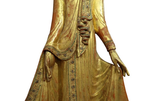 Asie du Sud-Est - Sculpture en bois laqué et doré représentant Bouddha debout s…