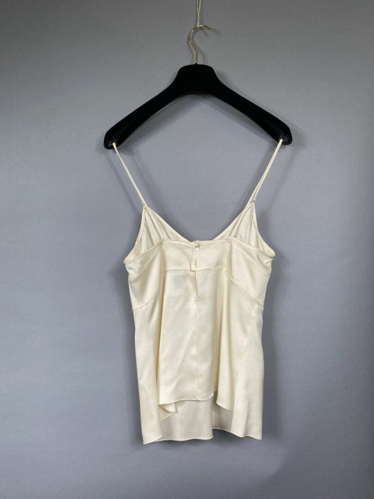 CHANEL - Caraco en soie et dentelle ivoire avec son top - Taille 36 - (taches a…
