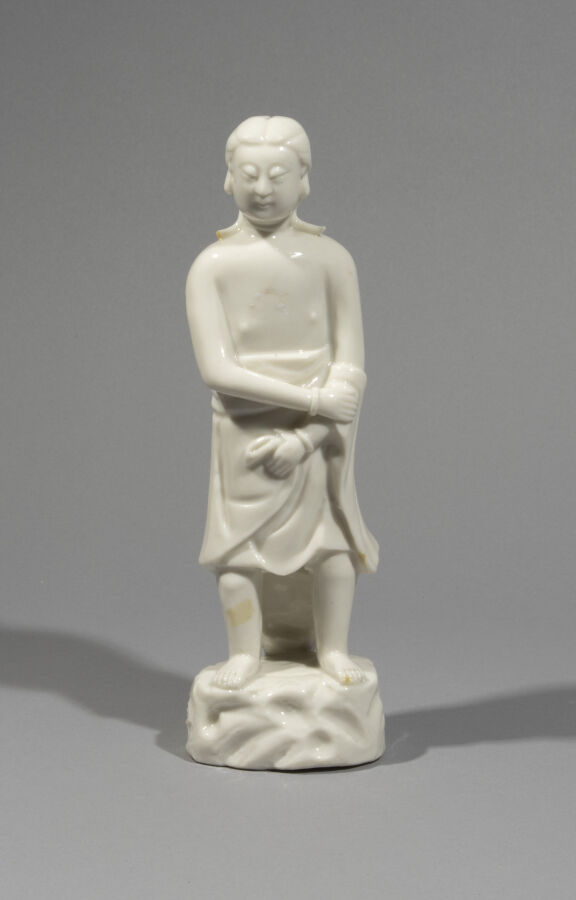 CHINE, Dehua - Epoque KANGXI (1662 - 1722) - Statuette d'homme, probablement Ad…
