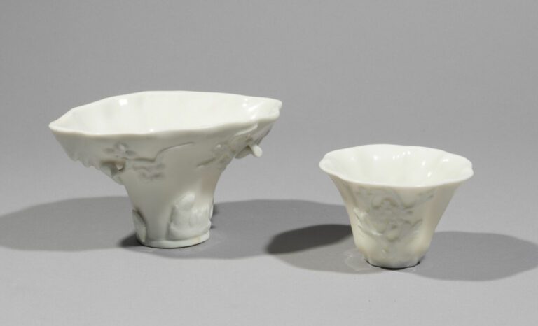 CHINE - XVIIIe siècle - Deux coupes libatoires en porcelaine émaillée blanc de…