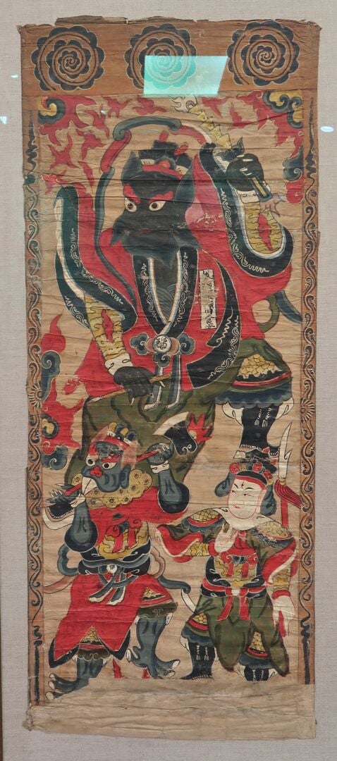 Chine - Deux gouaches sur papier formant pendants à décor de guerriers et drago…