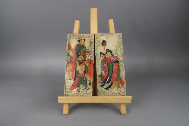 Chine, XIXe siècle - Ensemble de plaques en marbre à décor peint, de jeunes fem…